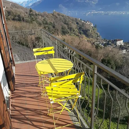 Betty's Balcony, Wonderful View Daire *