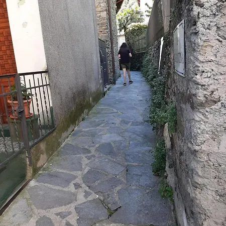 Betty's Balcony, Wonderful View דירה סן סירו