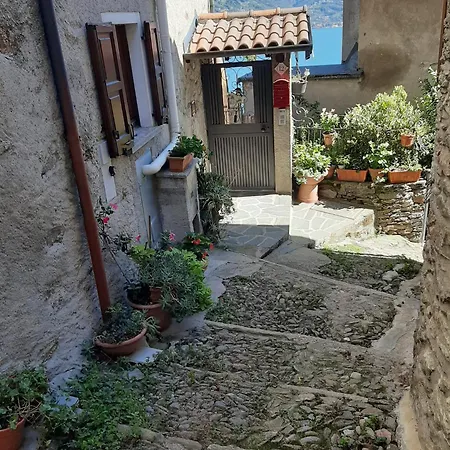 Appartamento Betty's Balcony, Wonderful View San Siro (Lombardy)