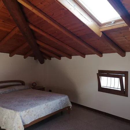 Betty's Balcony, Wonderful View * סן סירו