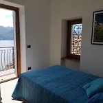 Betty's Balcony, Wonderful View Apartament *