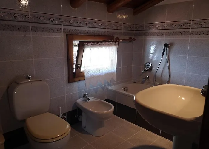 Betty's Balcony, Wonderful View Apartamento *